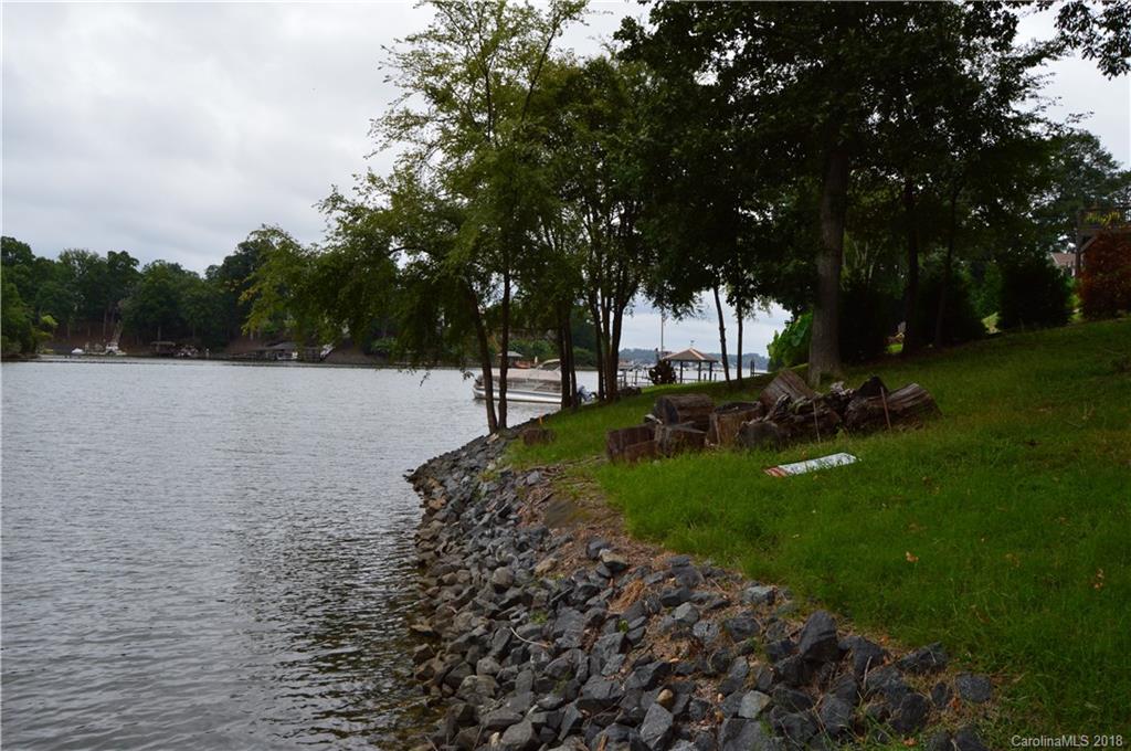 8430 Island Point Road, Unit 15 Charlotte, NC 28278 - Photo 22 of 23 Gallery Image 22
