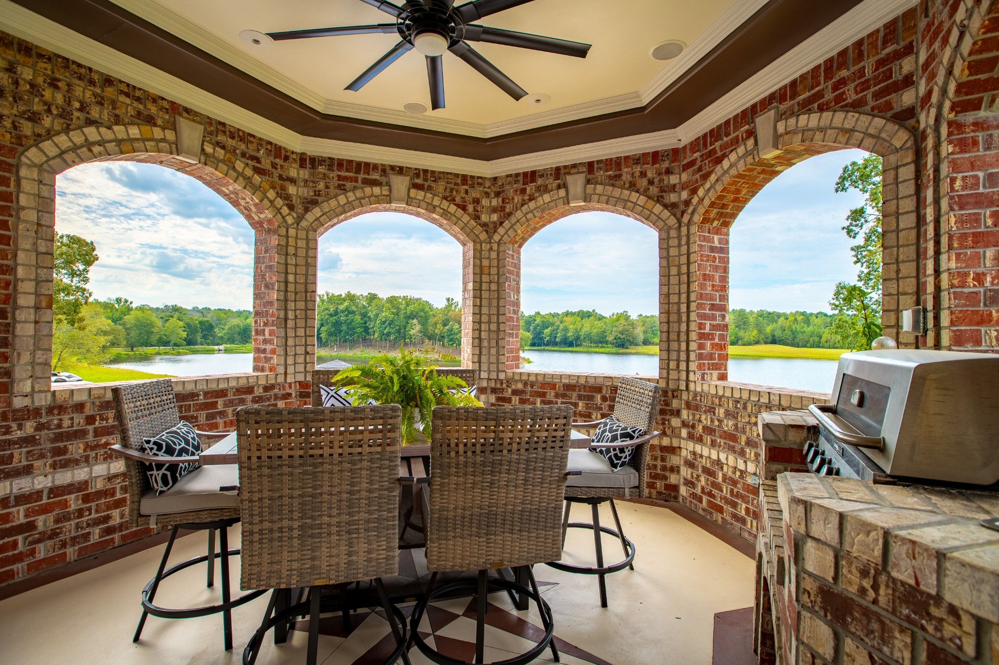 140 Lake Shore Henderson, TN 38340 - Photo 11 of 58