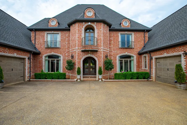 $4,500,000 | 140 Lake Shore, Henderson, TN 38340