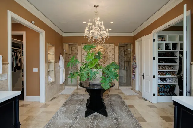 $4,500,000 | 140 Lake Shore, Henderson, TN 38340