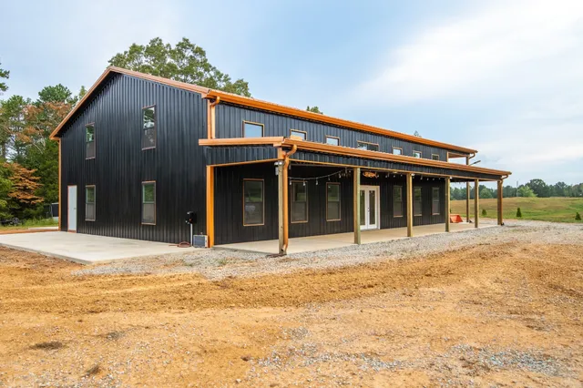 $4,500,000 | 140 Lake Shore, Henderson, TN 38340