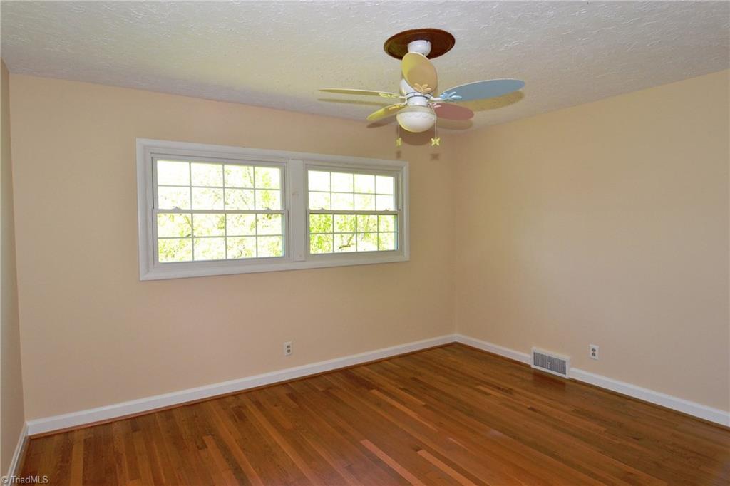 3517 Rolling Road High Point, NC 27265 - Photo 14 of 21 2nd Bedroom
