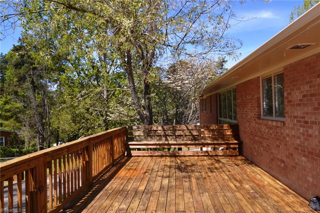 3517 Rolling Road High Point, NC 27265 - Photo 18 of 21 Deck
