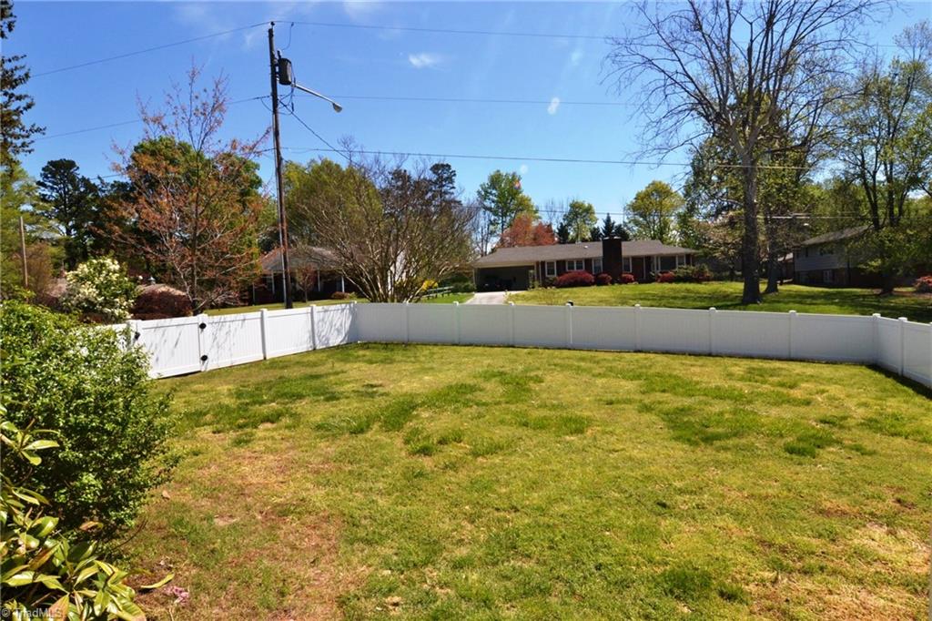 3517 Rolling Road High Point, NC 27265 - Photo 19 of 21 Yard