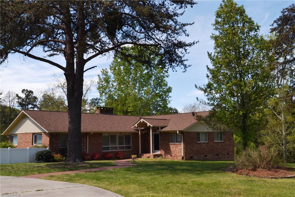 3517 Rolling Road High Point, NC 27265 - Photo 21 of 21 Front Exterior