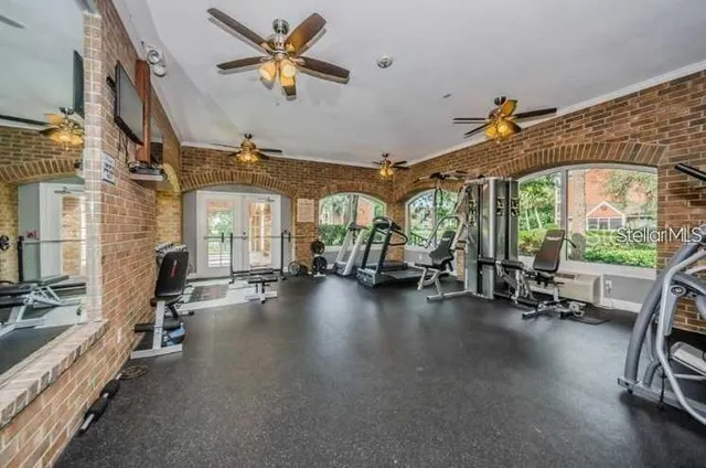 $1,450 | 10200 Gandy Boulevard North, Unit 235, St. Petersburg, FL 33702