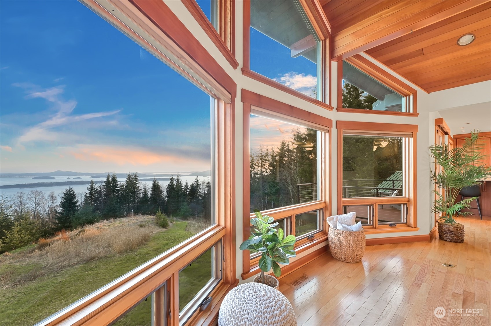 887 Chuckanut Ridge Drive Bow, WA 98232 - Photo 4 of 35 a balcony with furniture and garden view