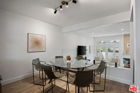 $7,250 | 17165 Palisades Circle, Pacific Palisades, CA 90272