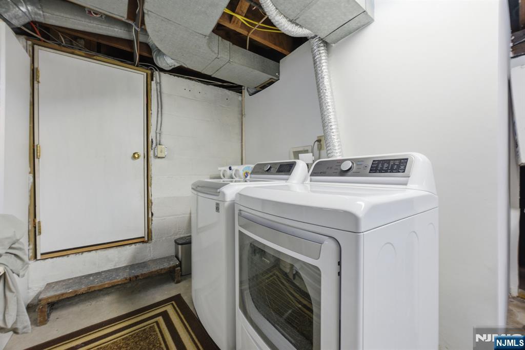 46 Oakley Terrace Nutley, NJ 07110 - Photo 24 of 27