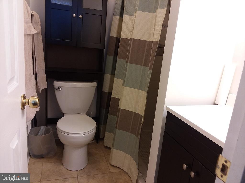 6202 Summerhill Road Temple Hills, MD 20748 - Photo 12 of 14 Bath (Master)