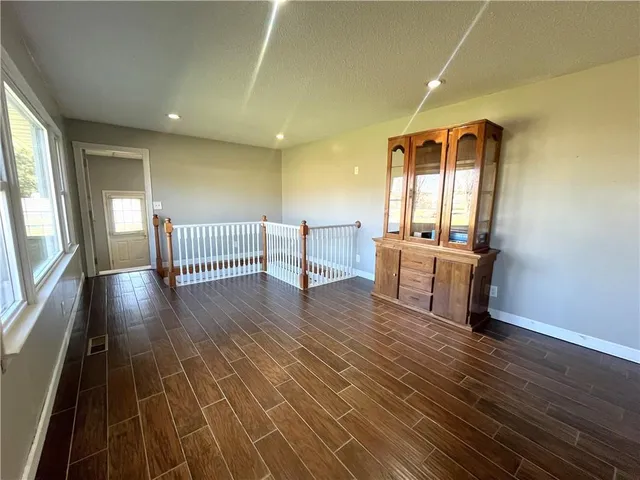 $255,000 | 209 East Sunset Drive, Hale, MO 64643