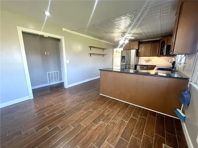 $255,000 | 209 East Sunset Drive, Hale, MO 64643