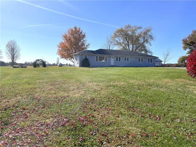 $255,000 | 209 East Sunset Drive, Hale, MO 64643