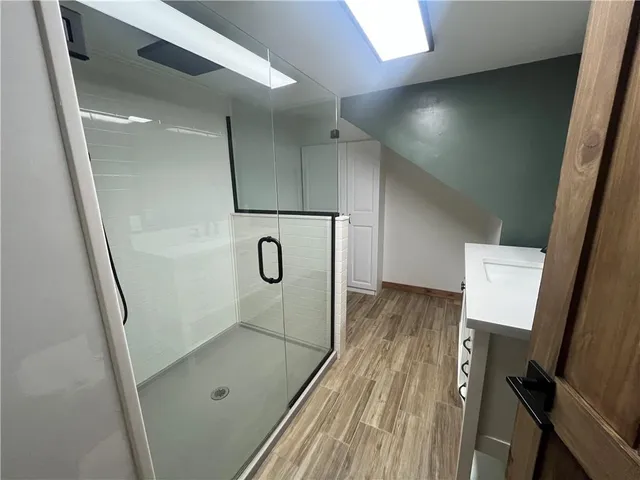 $255,000 | 209 East Sunset Drive, Hale, MO 64643