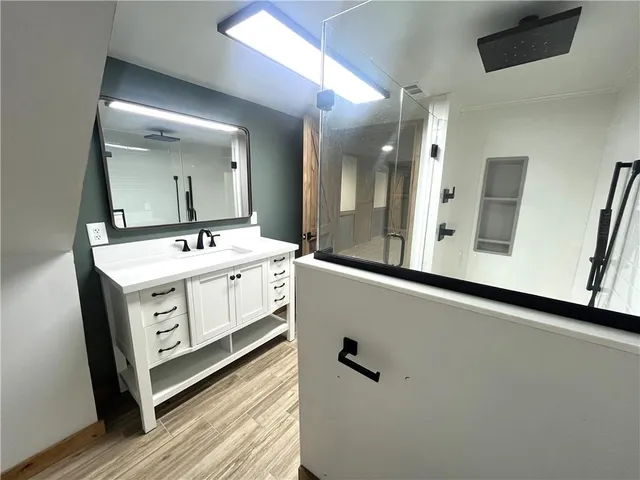 $255,000 | 209 East Sunset Drive, Hale, MO 64643