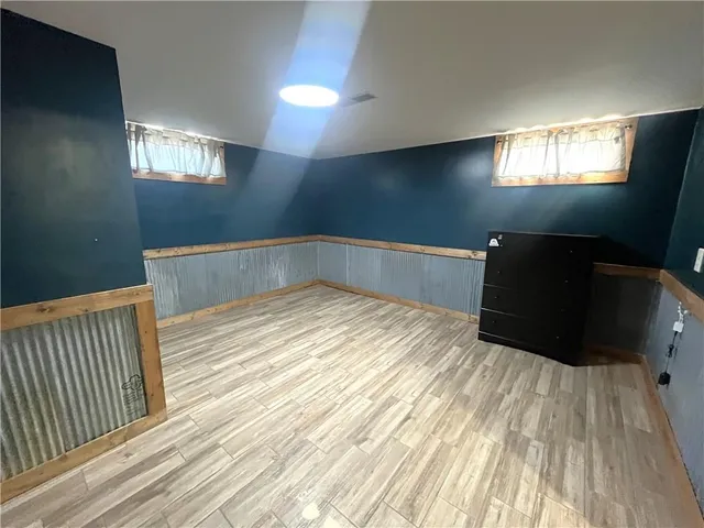 $255,000 | 209 East Sunset Drive, Hale, MO 64643