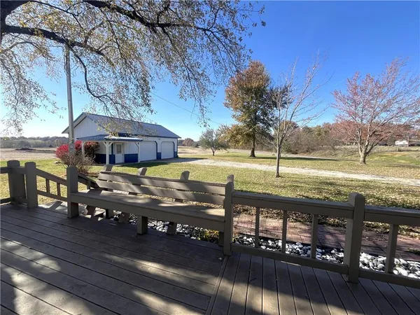 $249,900 | 209 East Sunset Drive, Hale, MO 64643