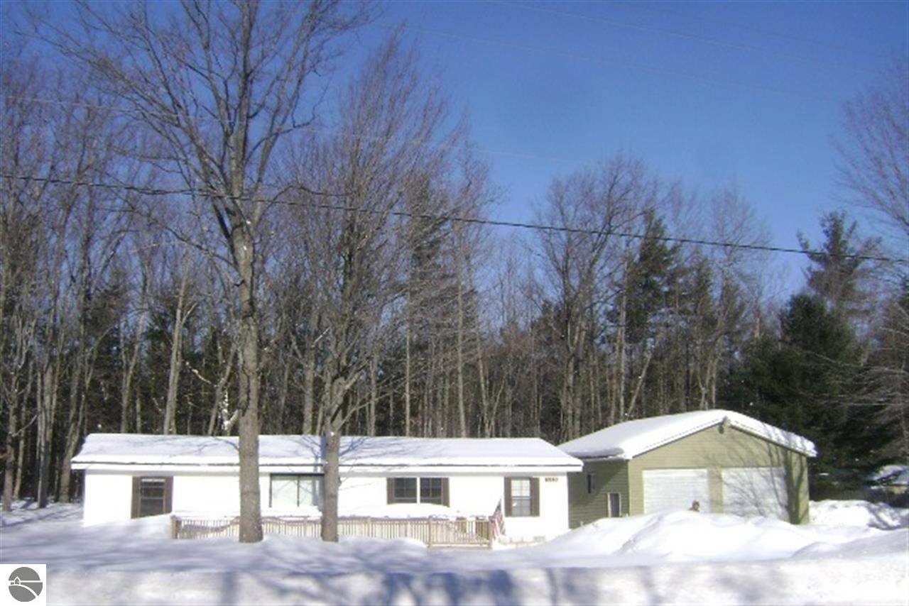 6940 Karlin Road Interlochen, MI 49643 - Photo 41 of 42 1780987-40.JPG