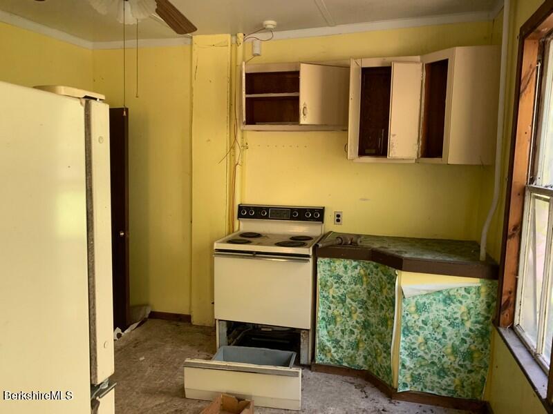 46-50 Spring Street North Adams, MA 01247 - Photo 8 of 18 Unit 1 Kitchen