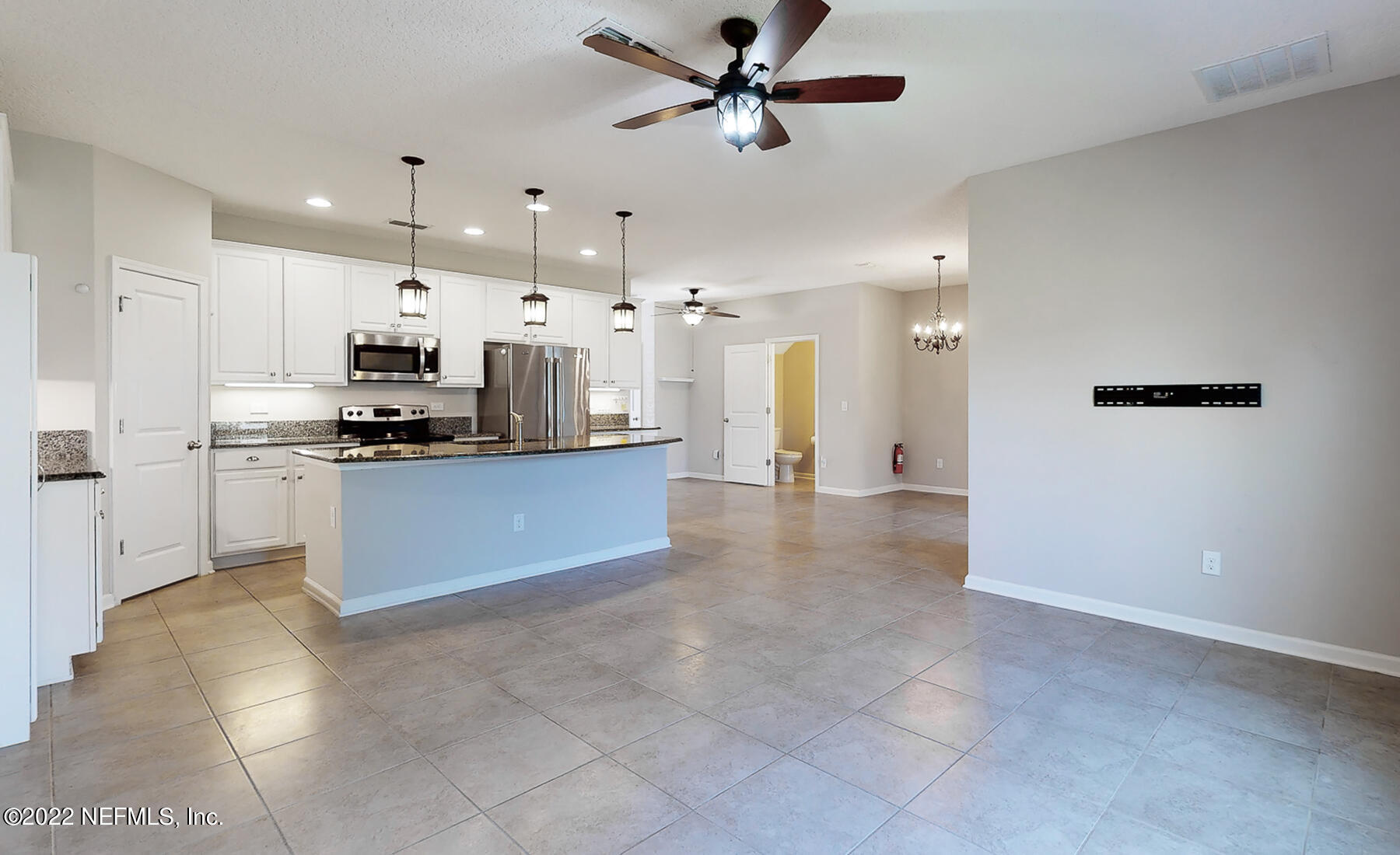 3203 Chestnut Ridge Way Orange Park, FL 32065 - Photo 13 of 37 Living b