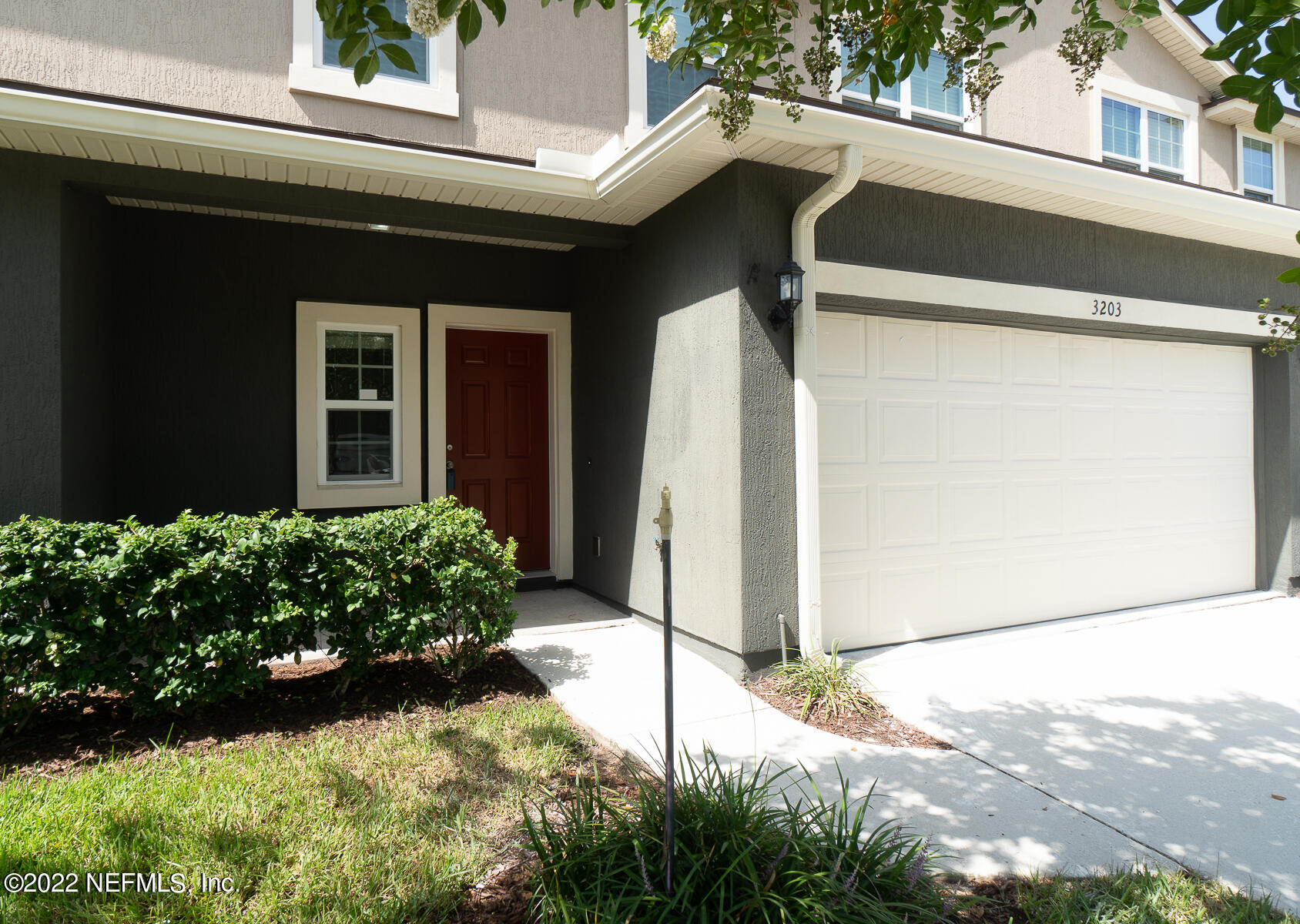 3203 Chestnut Ridge Way Orange Park, FL 32065 - Photo 30 of 37 Ext Front Walkway