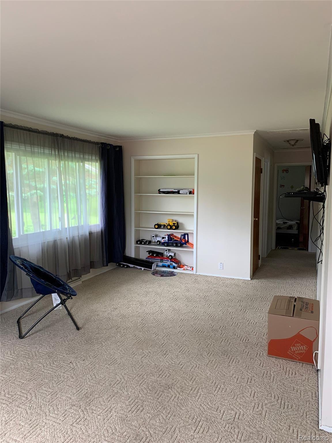 5782 Davison Road Lapeer, MI 48446 - Photo 8 of 17 IMG_1322(1).jpg