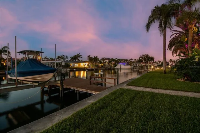 a picture of floor plan