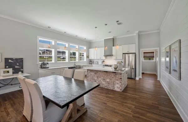 $425,000 | 539 Elm Street, New Ulm, TX 78950