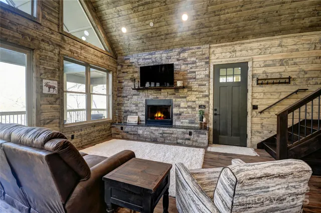 $799,000 | 601 Tater Patch Road, Maggie Valley, NC 28751