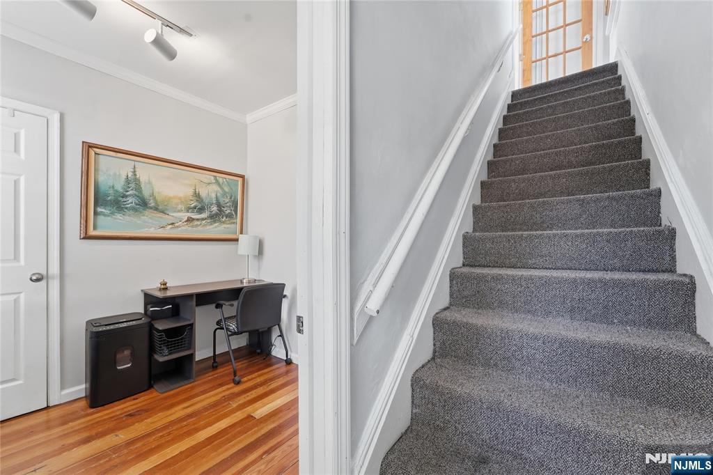 171 Van Winkle Street East Rutherford, NJ 07073 - Photo 2 of 25 Gallery Image 2