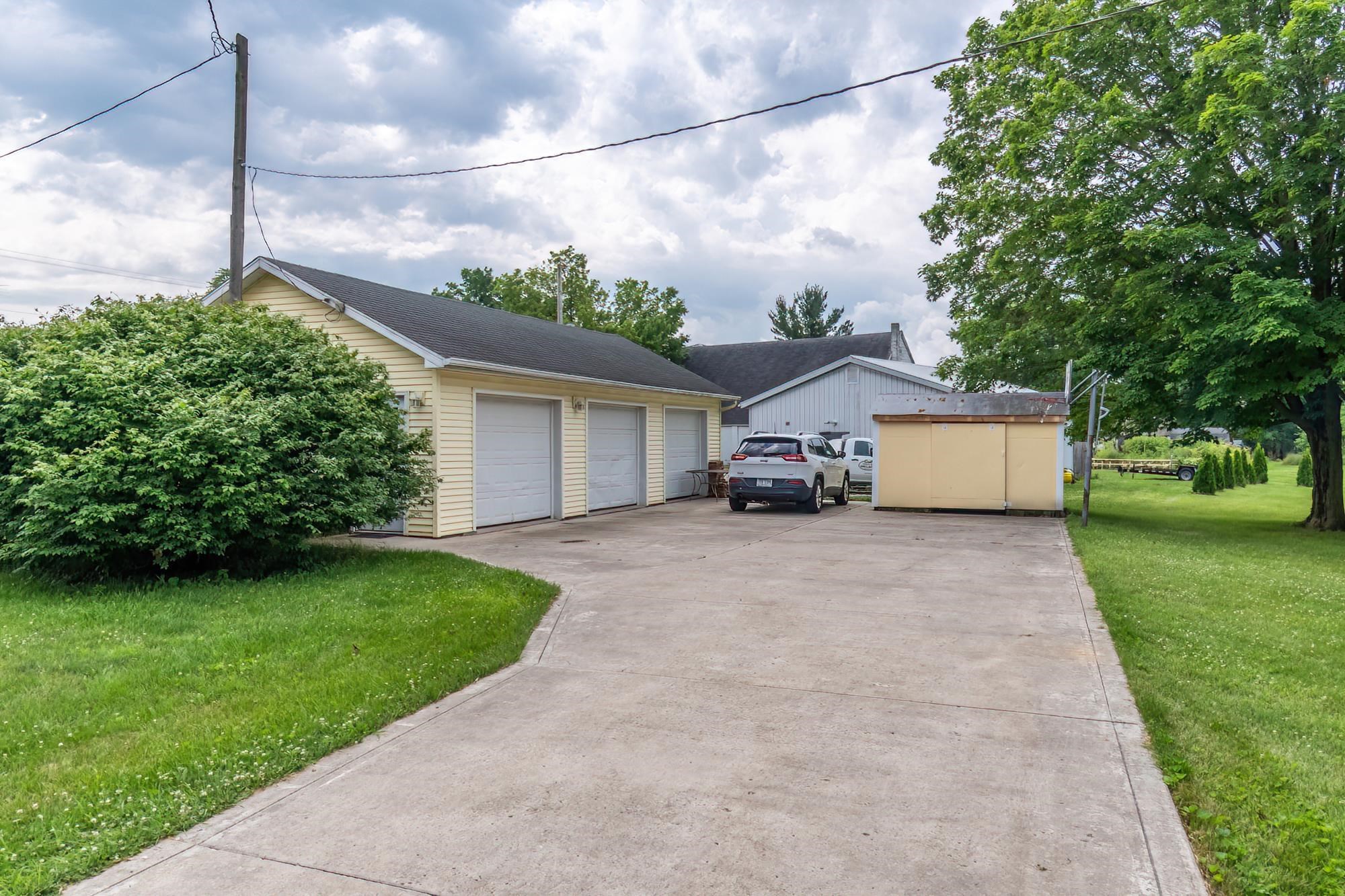 9545 West St Road Orland, IN 46776 - Photo 29 of 36 Gallery Image 29