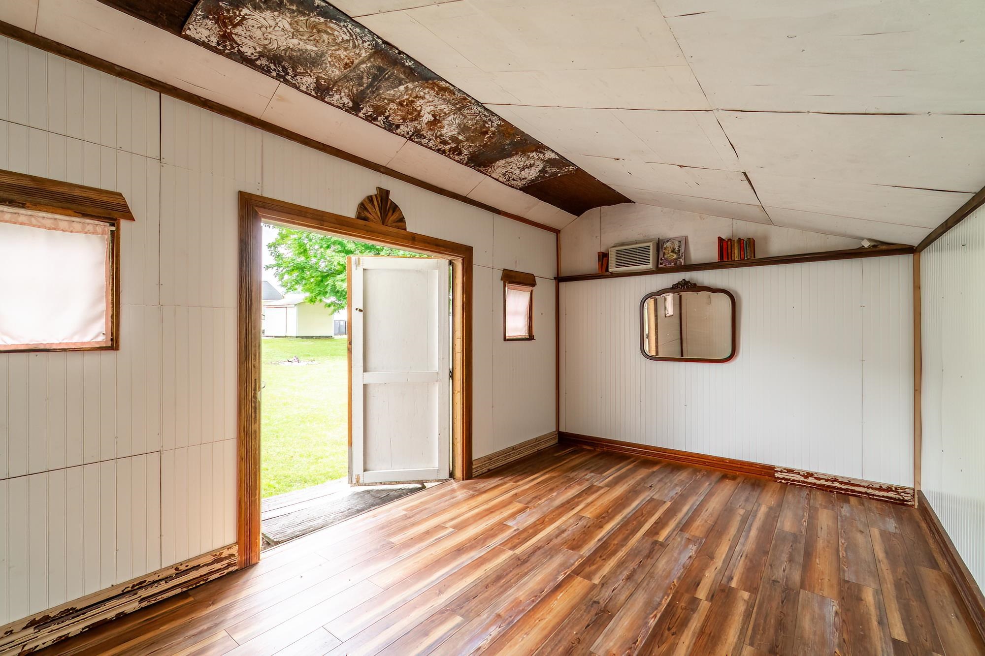 9545 West St Road Orland, IN 46776 - Photo 32 of 36 Gallery Image 32