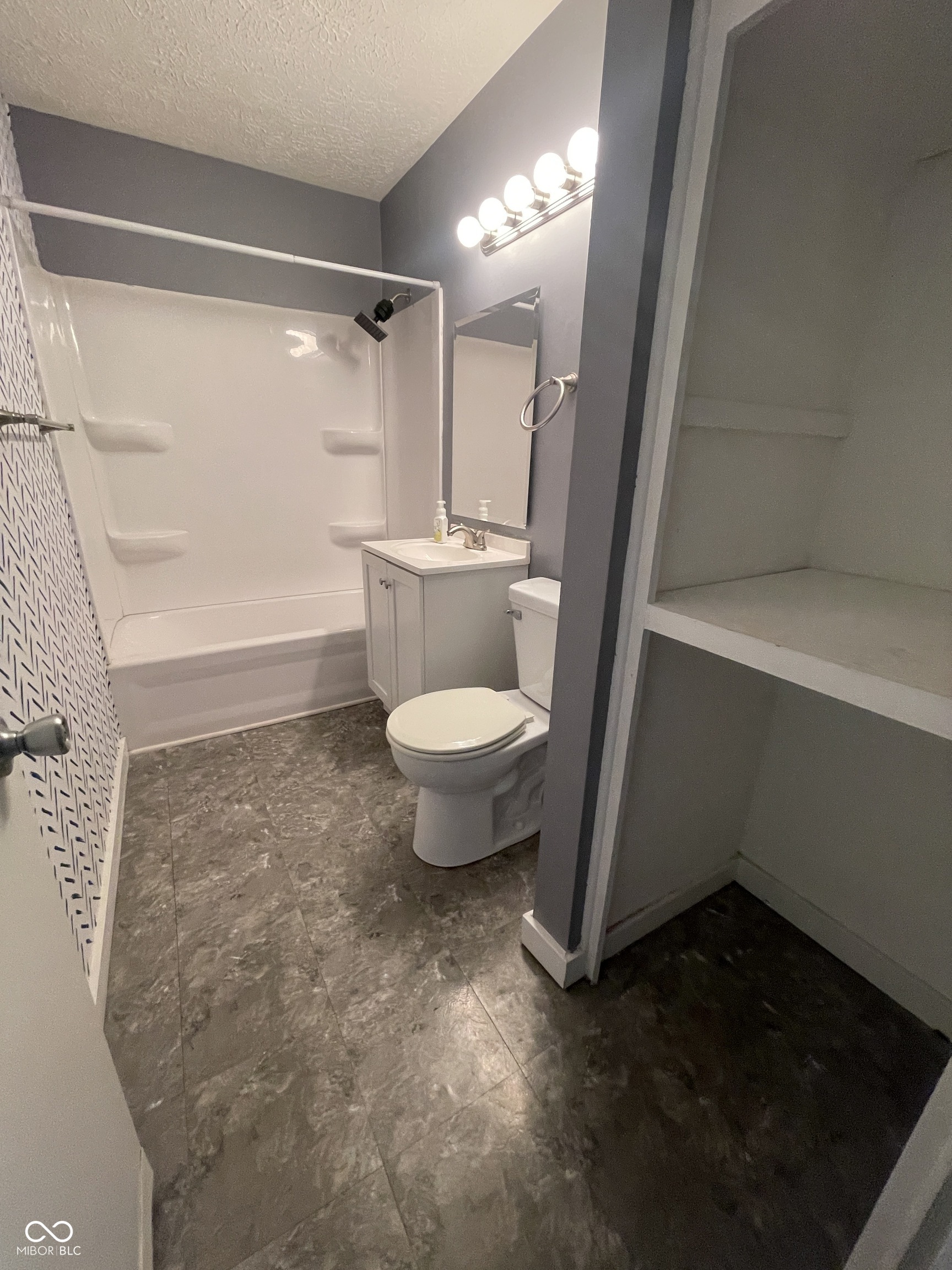 1995 Britton Drive Beech Grove, IN 46107 - Photo 11 of 34