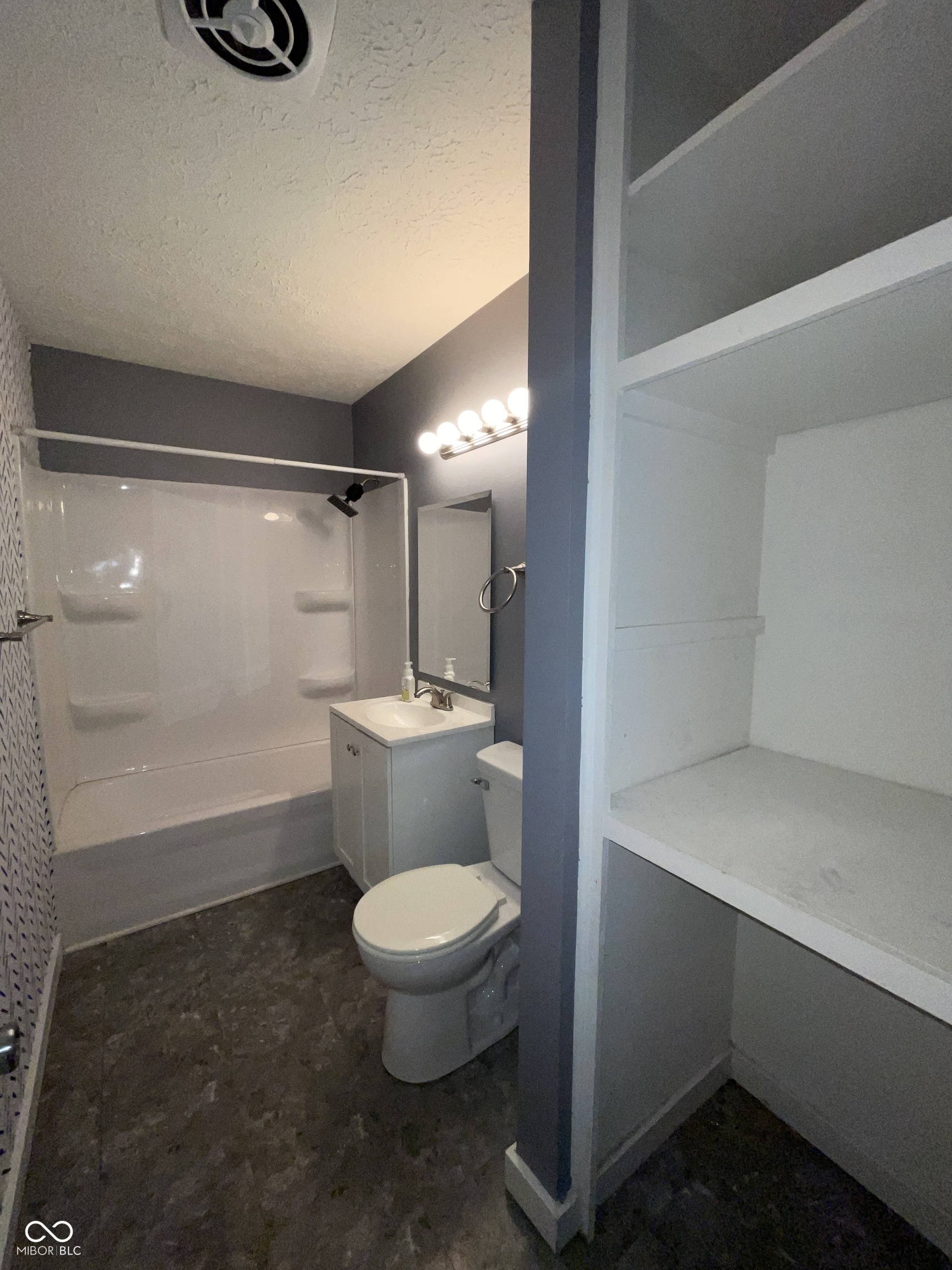 1995 Britton Drive Beech Grove, IN 46107 - Photo 12 of 34