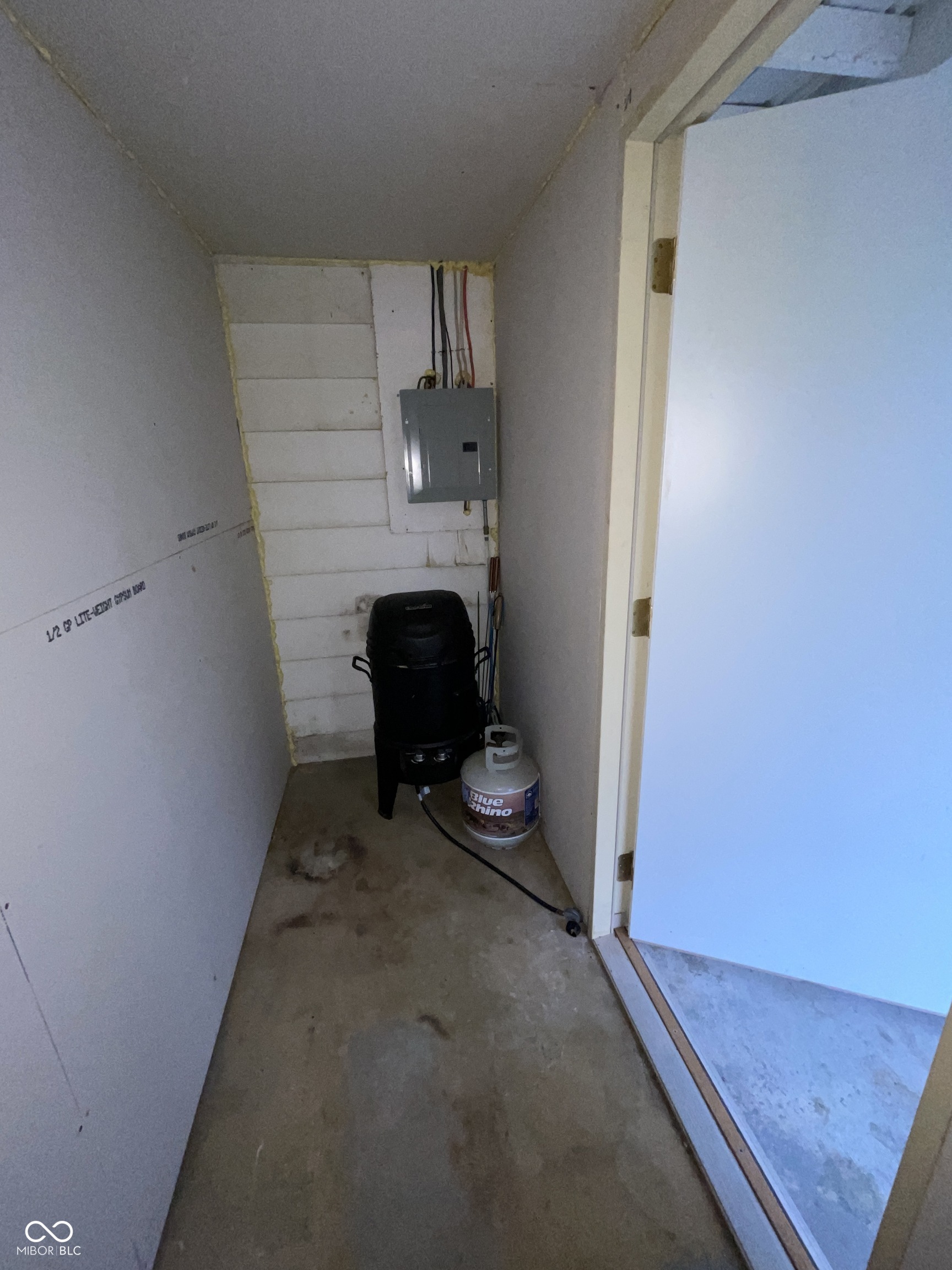 1995 Britton Drive Beech Grove, IN 46107 - Photo 25 of 34