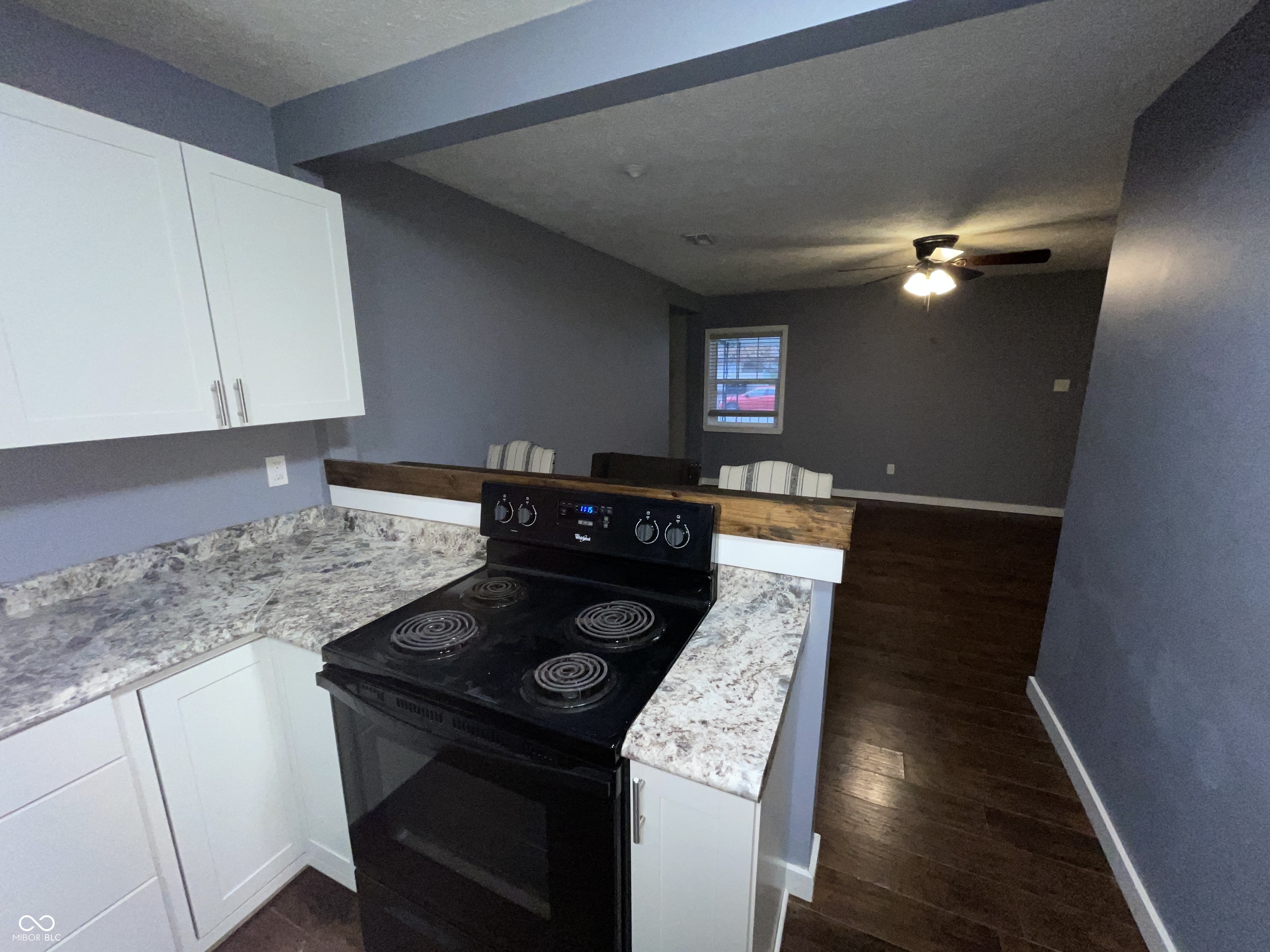 1995 Britton Drive Beech Grove, IN 46107 - Photo 6 of 34