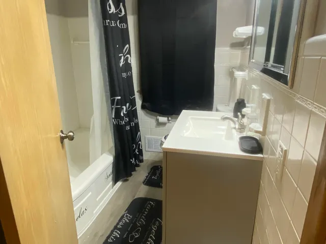 $255,900 | 3922 North 80th Street, Milwaukee, WI 53222