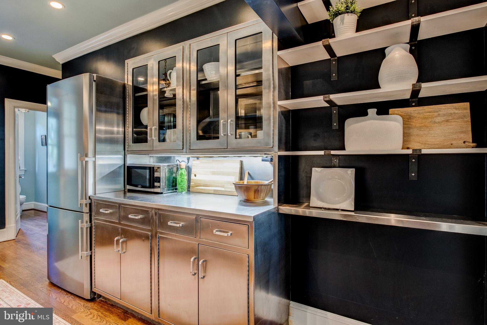 2941 Upton Street Northwest Washington, DC 20008 - Photo 13 of 40