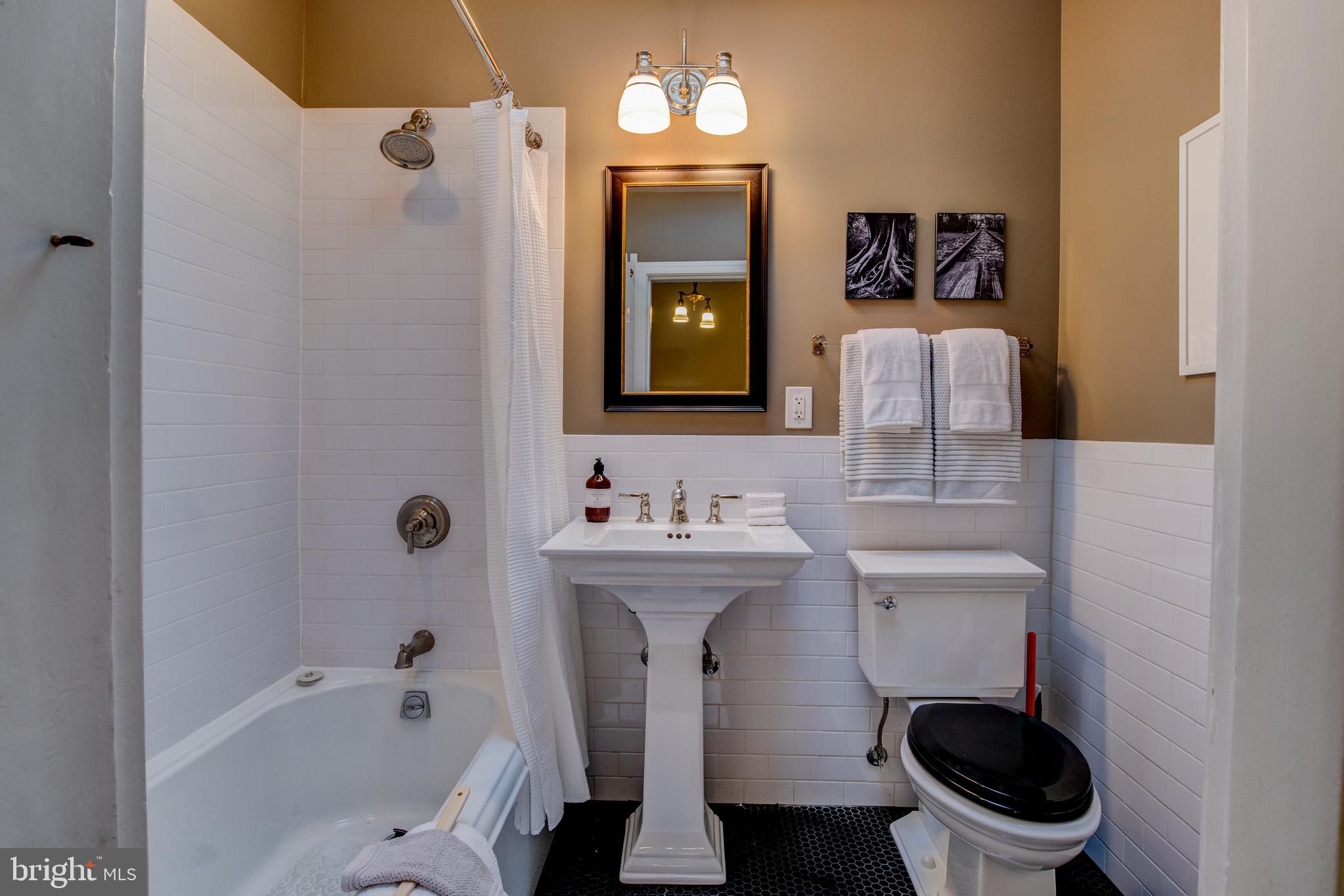 2941 Upton Street Northwest Washington, DC 20008 - Photo 22 of 40