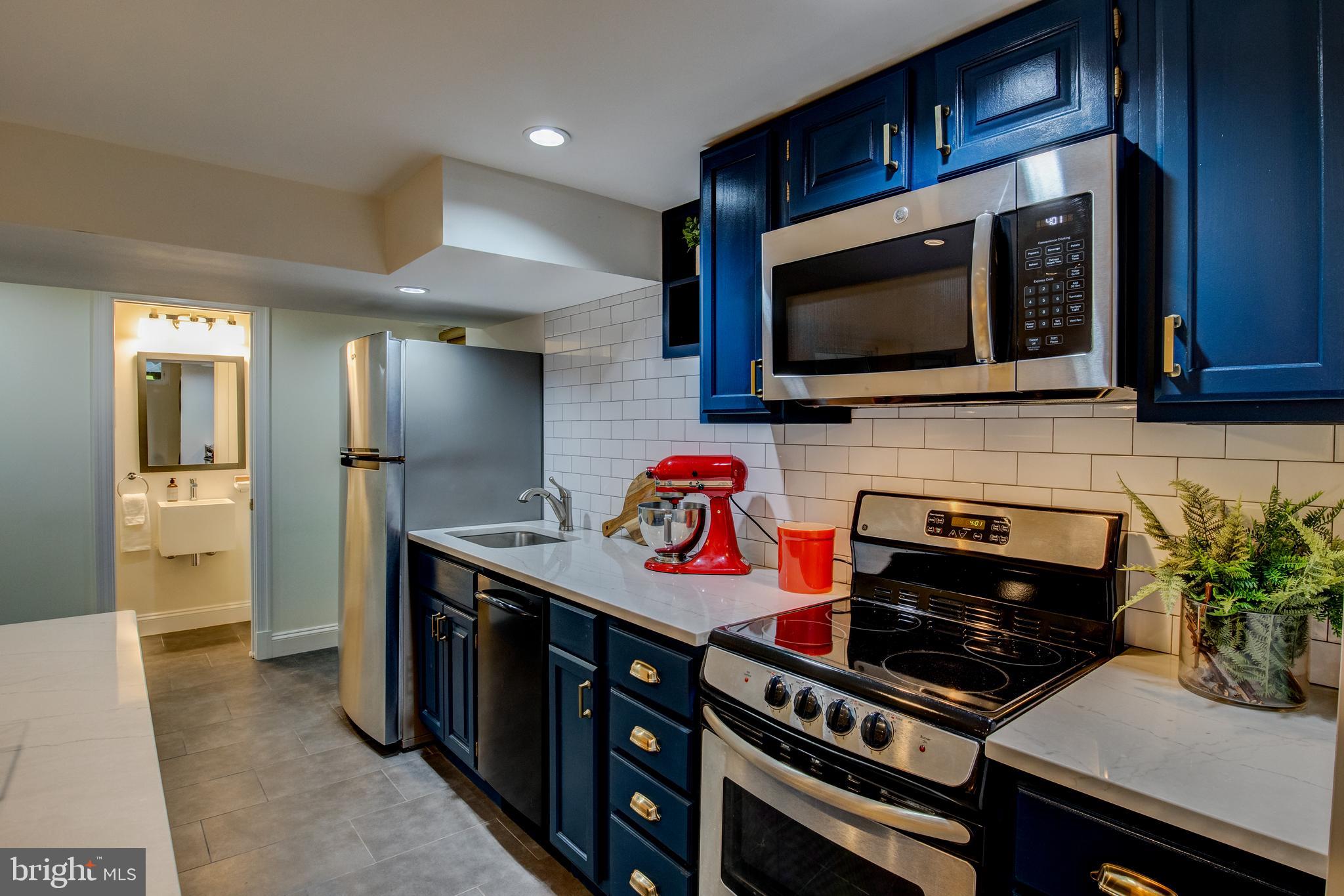 2941 Upton Street Northwest Washington, DC 20008 - Photo 36 of 40