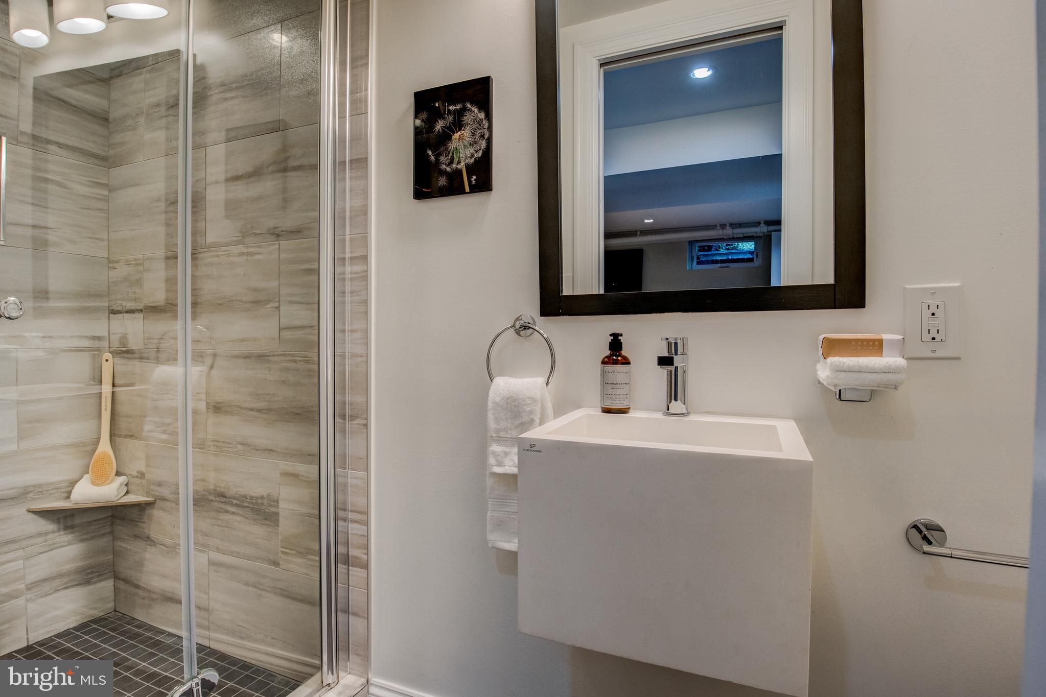 2941 Upton Street Northwest Washington, DC 20008 - Photo 37 of 40