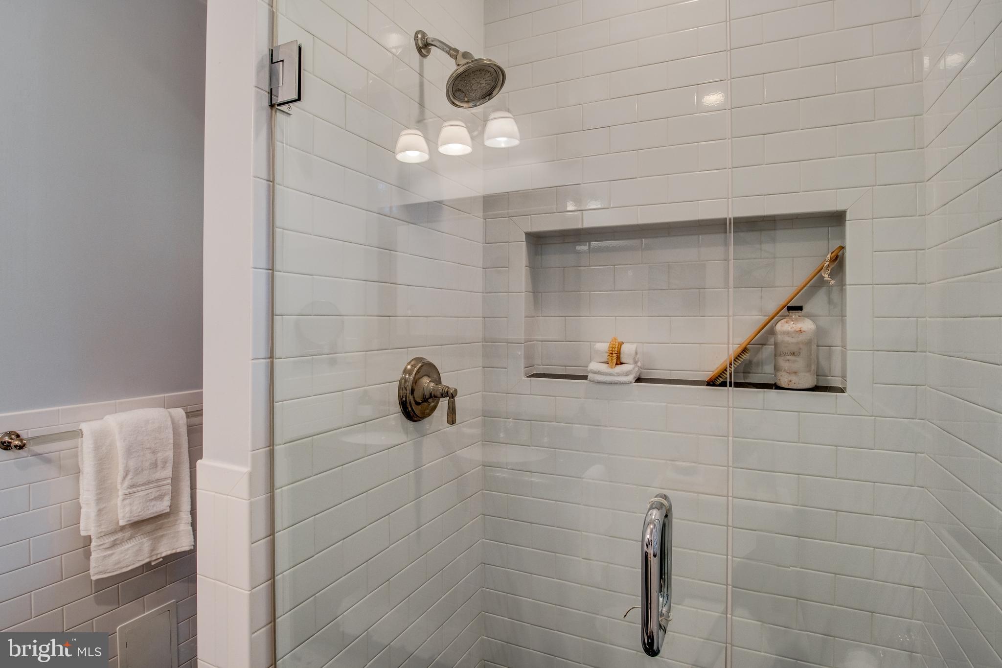 2941 Upton Street Northwest Washington, DC 20008 - Photo 38 of 40