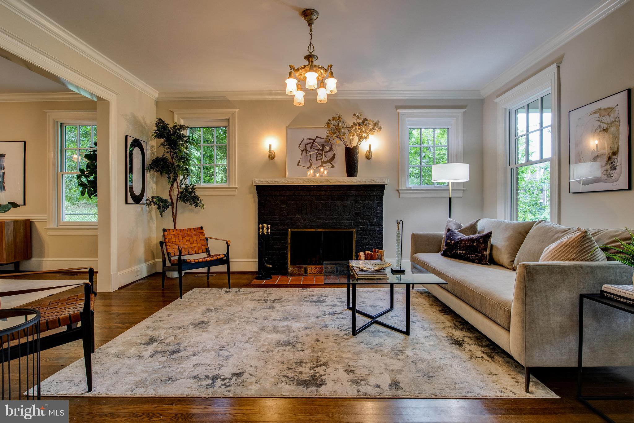 2941 Upton Street Northwest Washington, DC 20008 - Photo 6 of 40