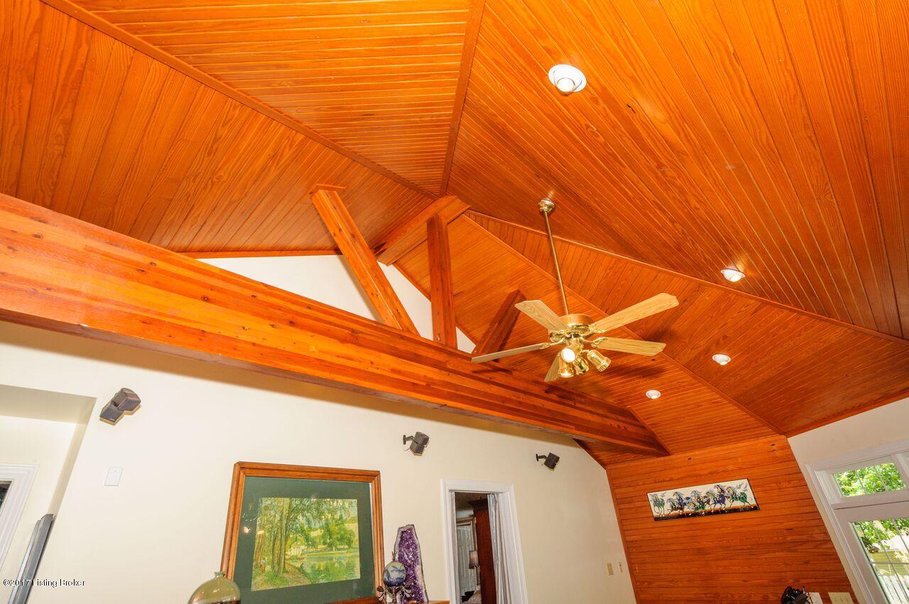 9313 Gutenberg Road Louisville, KY 40291 - Photo 26 of 32 Sun Room Ceiling Detail