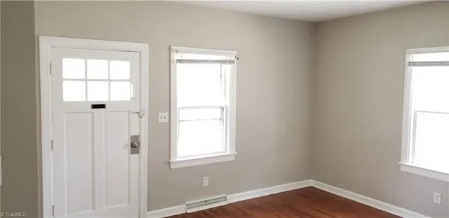 $1,295 | 1308 Cypress Street, Greensboro, NC 27405