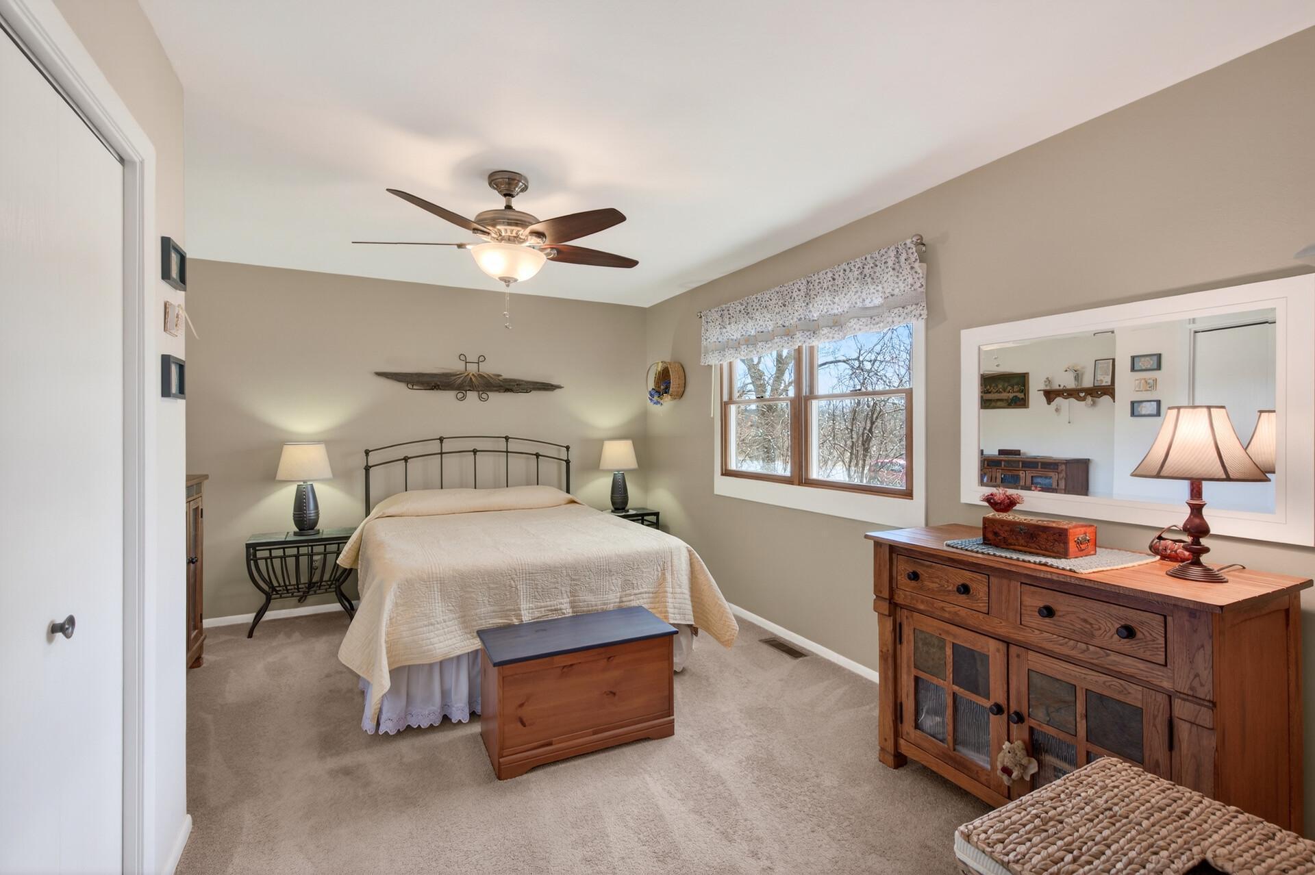 997 Rivercrest Road North Lakeland, MN 55043 - Photo 10 of 26