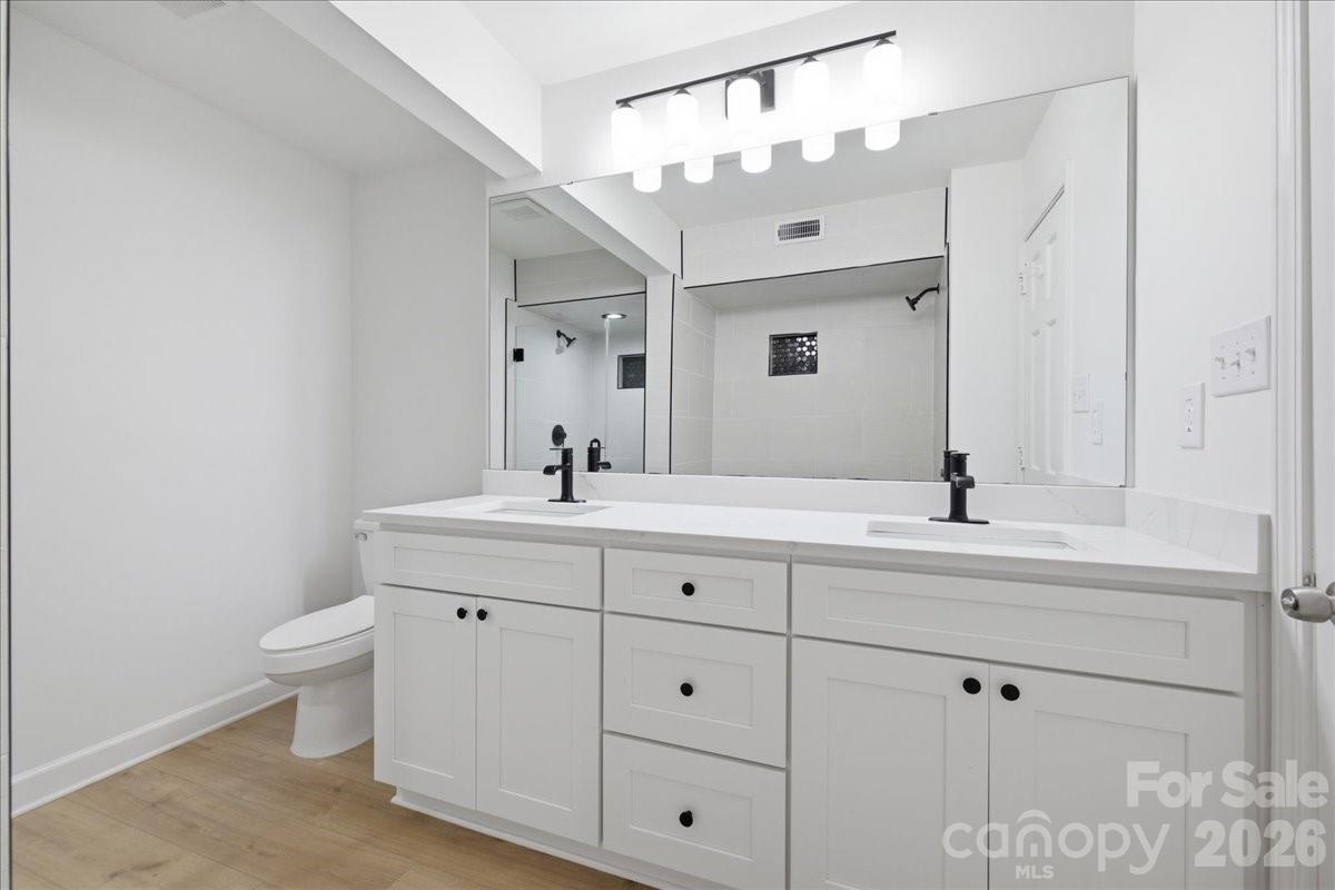1107 Spring Fall Court Charlotte, NC 28213 - Photo 28 of 48 Gallery Image 28