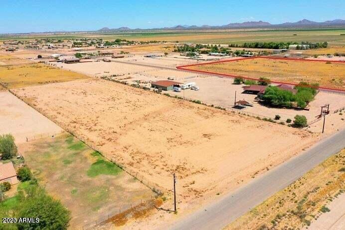 34710 West Miller Road Stanfield, AZ 85172 - Photo 1 of 13 Miller - Highlighted Aerial