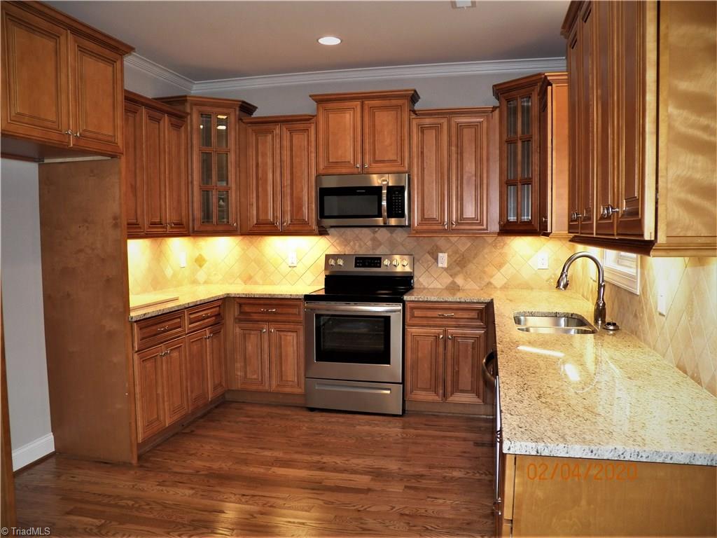5535 Farmstead Road Pfafftown, NC 27040 - Photo 5 of 21 Gallery Image 5