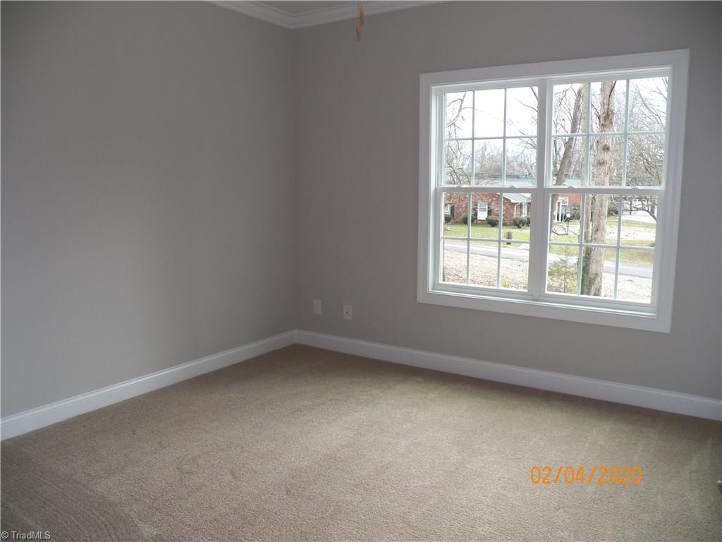 5535 Farmstead Road Pfafftown, NC 27040 - Photo 8 of 21 Gallery Image 8
